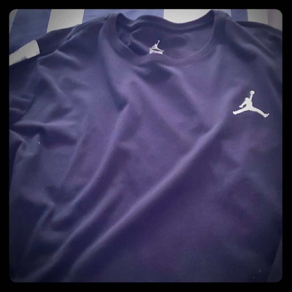 Jordan long sleeve
